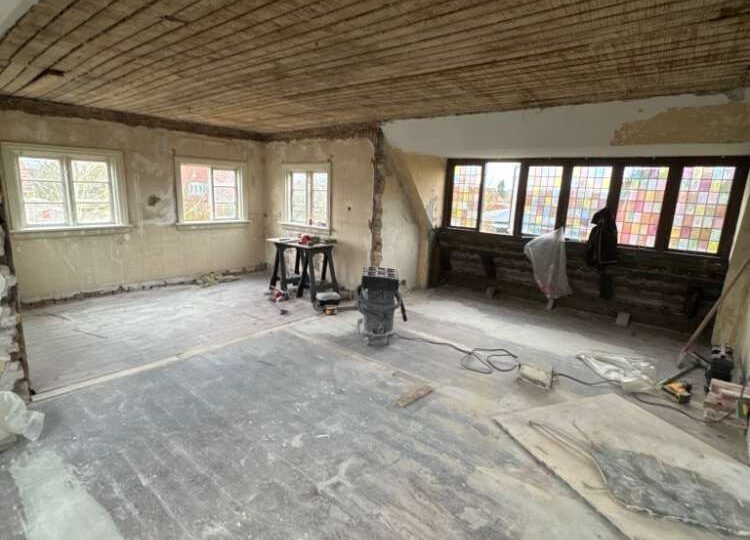 Tilbygning til hus