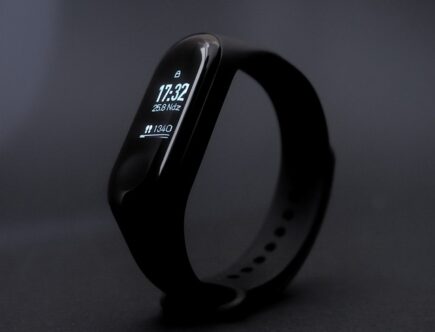 Skab dit personlige look med Mimi & Lulas hårbånd