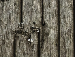 Sådan monterer du stolpefod fra Hortus på dit hegn